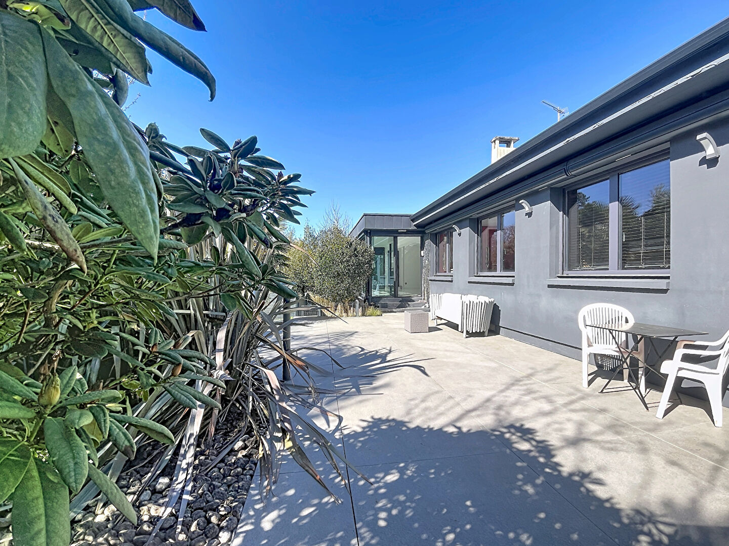 Maison contemporaine de plain pied secteur Résidentiel