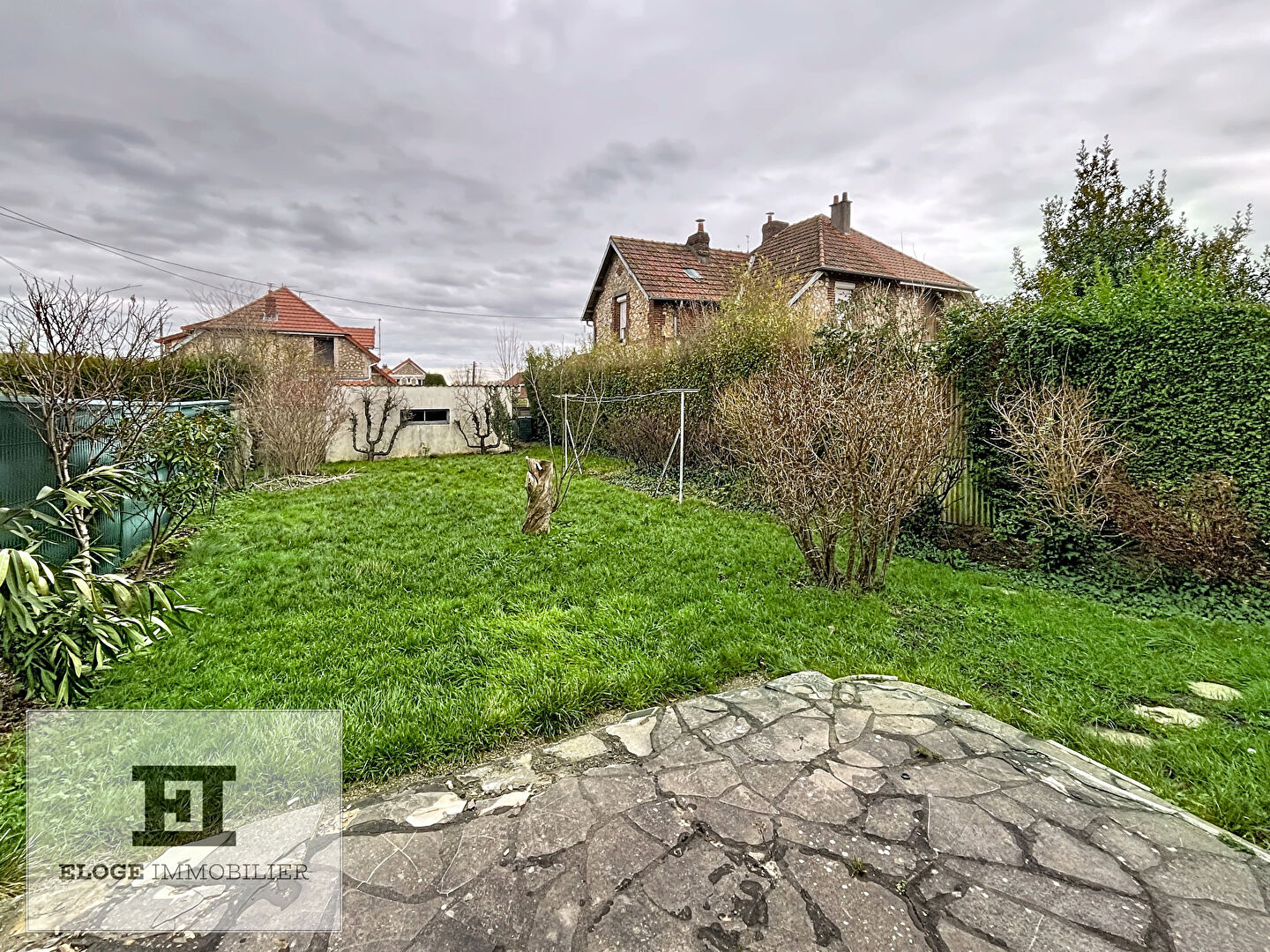 Maison 4 pièces avec 2 chambres, jardin et garage - Rouen rive droite - Secteur Lycée Flaubert