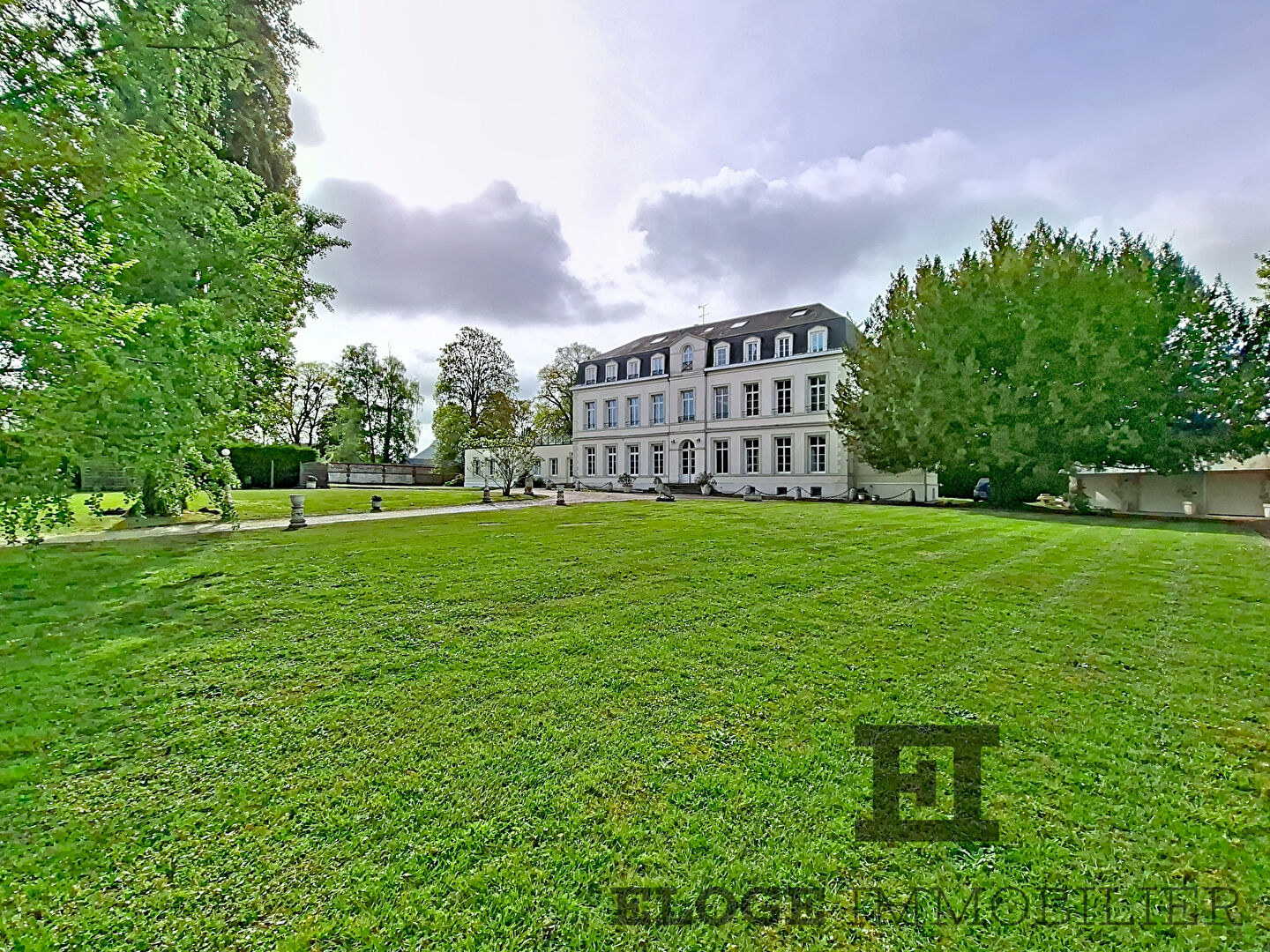 Appartement de Prestige dans une Maison Bourgeoise avec Parc Privé - Gouy