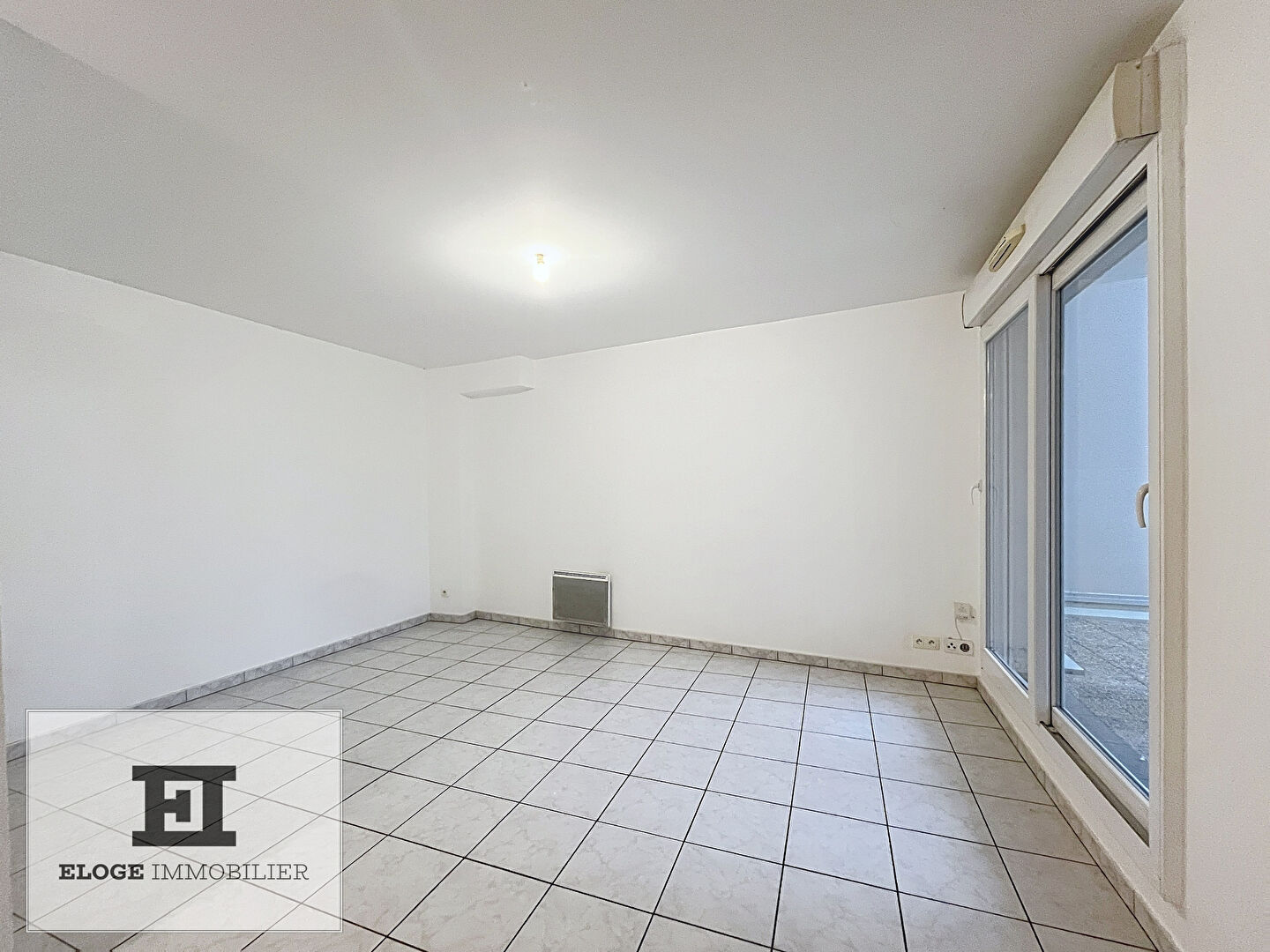 Appartement 3 pièces de 66m² avec terrasse et parking - Rouen gauche - Secteur Saint Sever