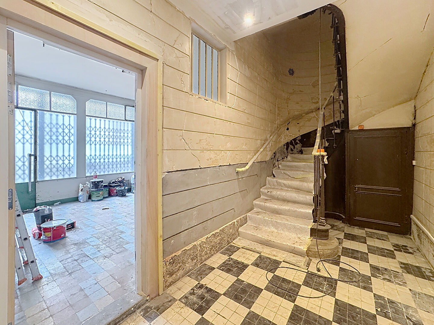 PLATEAU A AMENAGER - 21M2 - SQUARE VERDREL