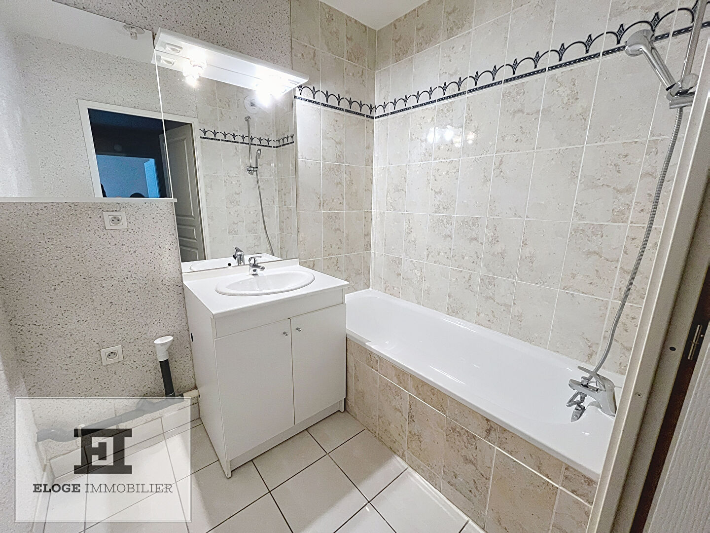 Appartement 2 pièces de 47m²  avec balcon et parking - Rouen rive gauche - Secteur St Sever