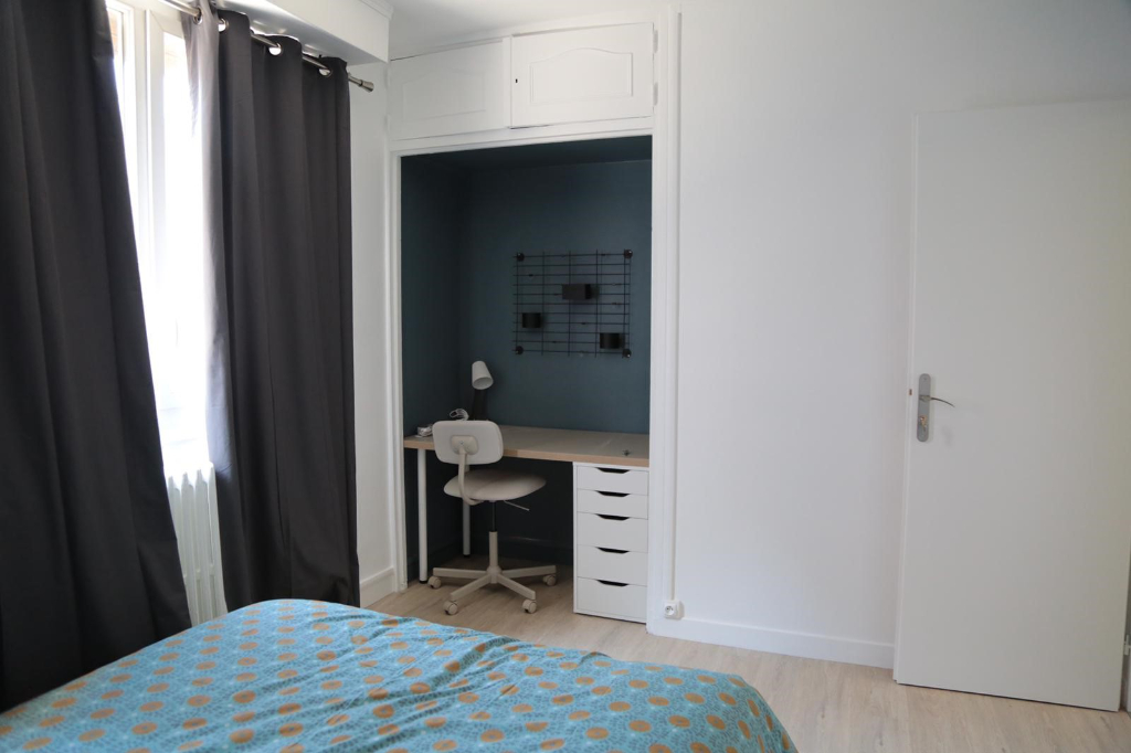 Appartement meublé de 97m² en colocation pour 5 personnes  - Rouen droite - Place de la Pucelle