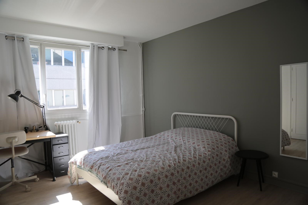 Appartement meublé de 97m² en colocation pour 5 personnes  - Rouen droite - Place de la Pucelle