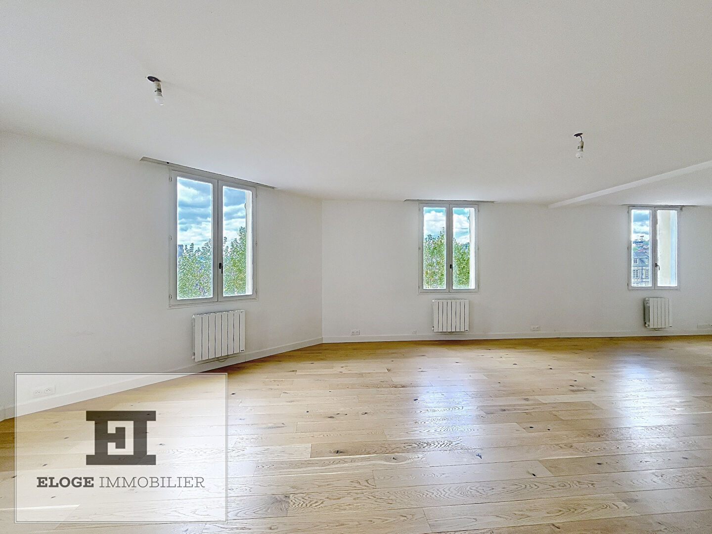 Appartement 3 pièces de 117m² - Rouen Droite - Place du Vieux Marché