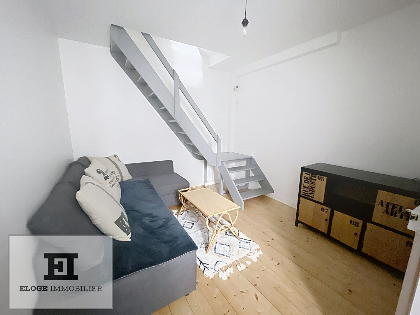 Maisonnette 2 pièces meublée de 41m2 - Rouen droite - Secteur Gare - St Maur