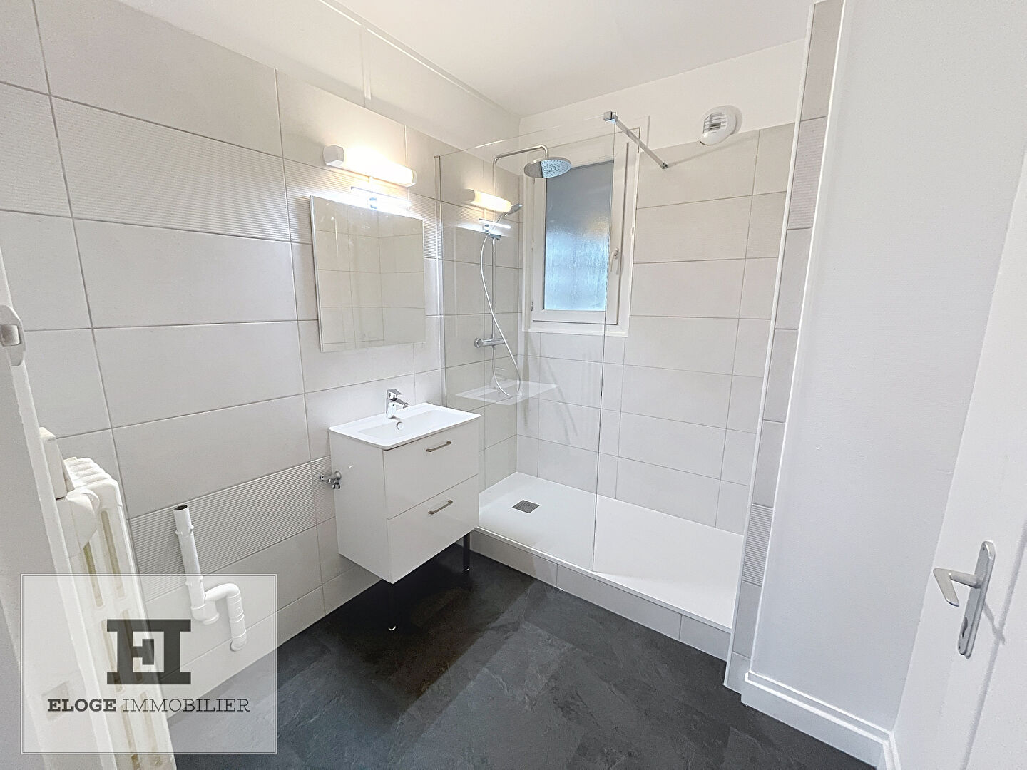 Appartement 4 pièces de 92m2 avec 3 chambres - Rouen Droite - Secteur Préfecture
