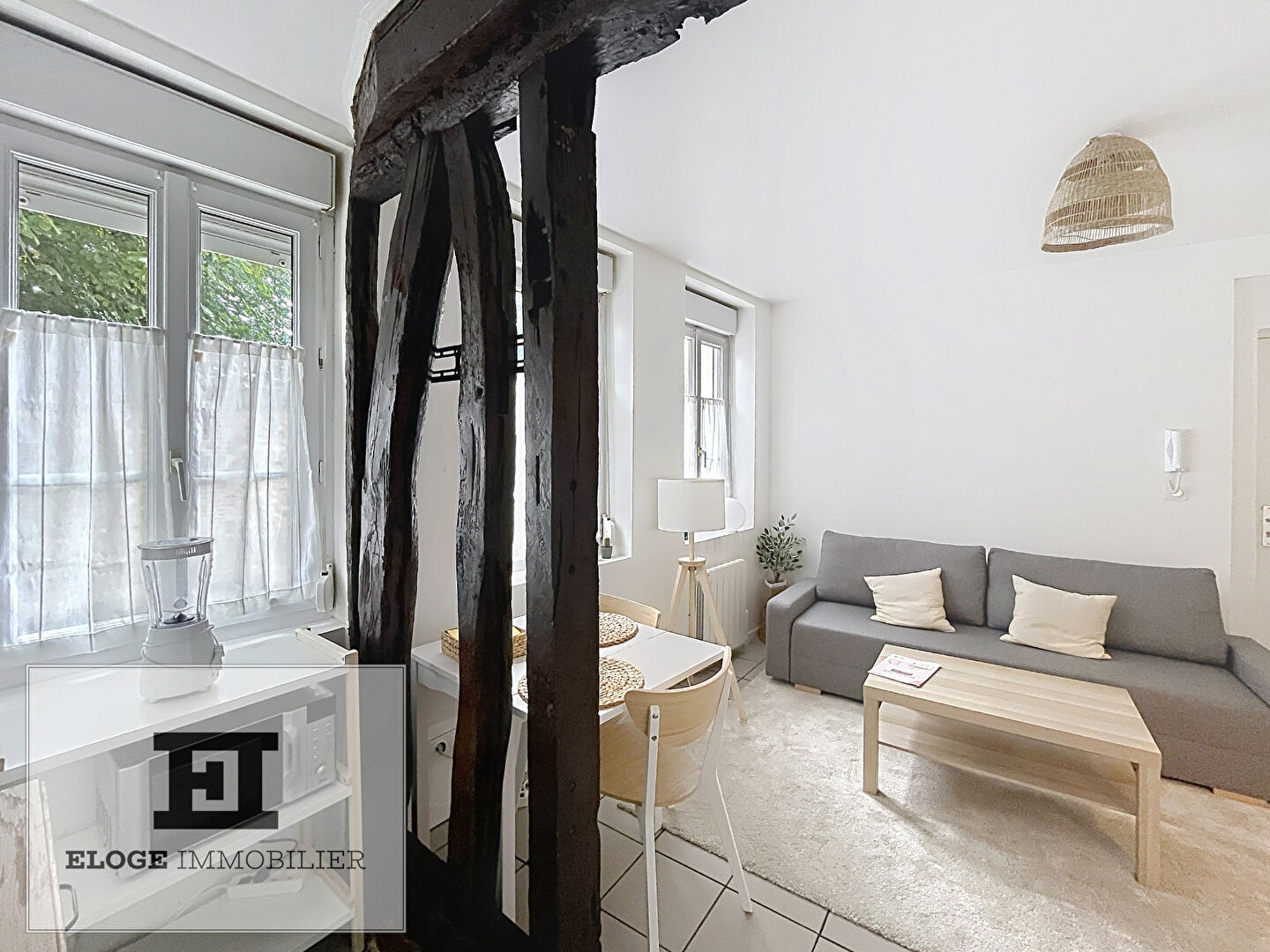Appartement 1 pièce meublé de 25m² - Rouen droite - Secteur Donjon Jeanne d'Arc / Beauvoisine